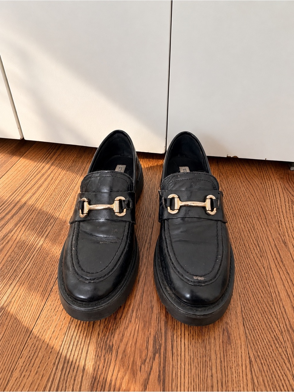 Steve Madden Black Leather Women's Loafers with Gold Bit